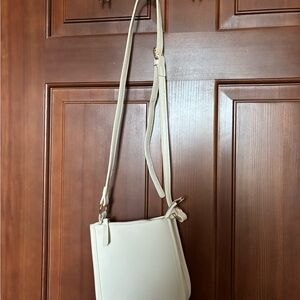 Cream leather bag